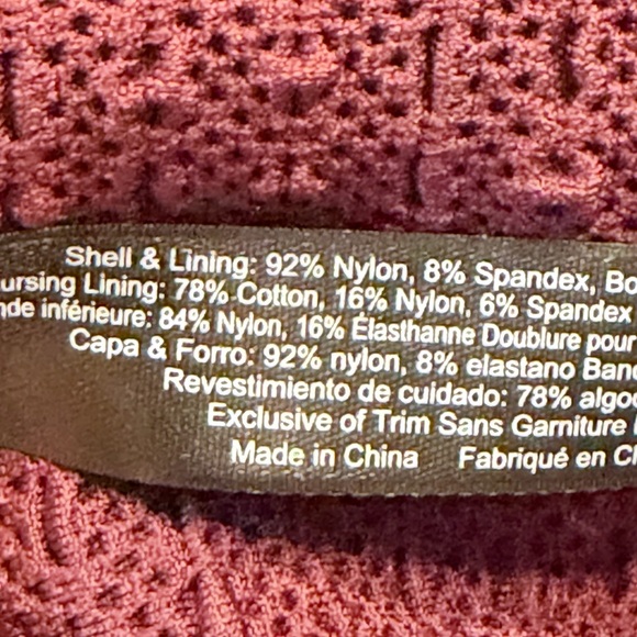 A Pea in the Pod Dusty Rose Crisscross Seamless Sports Bralette - Picture 5 of 5